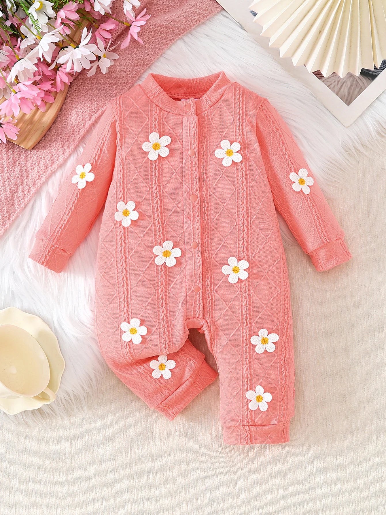 Pyjama bébé rose à fleurs brodées