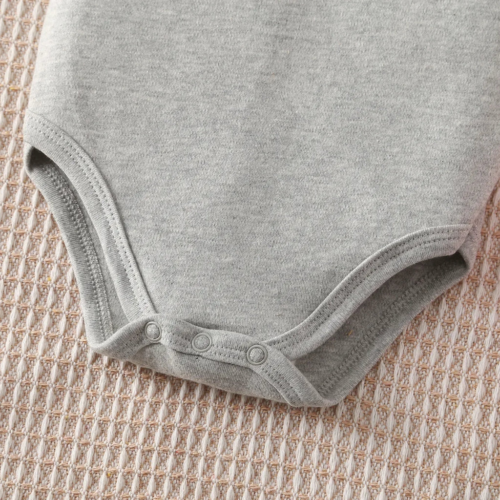 Combinaison bébé nouveau-né confortable