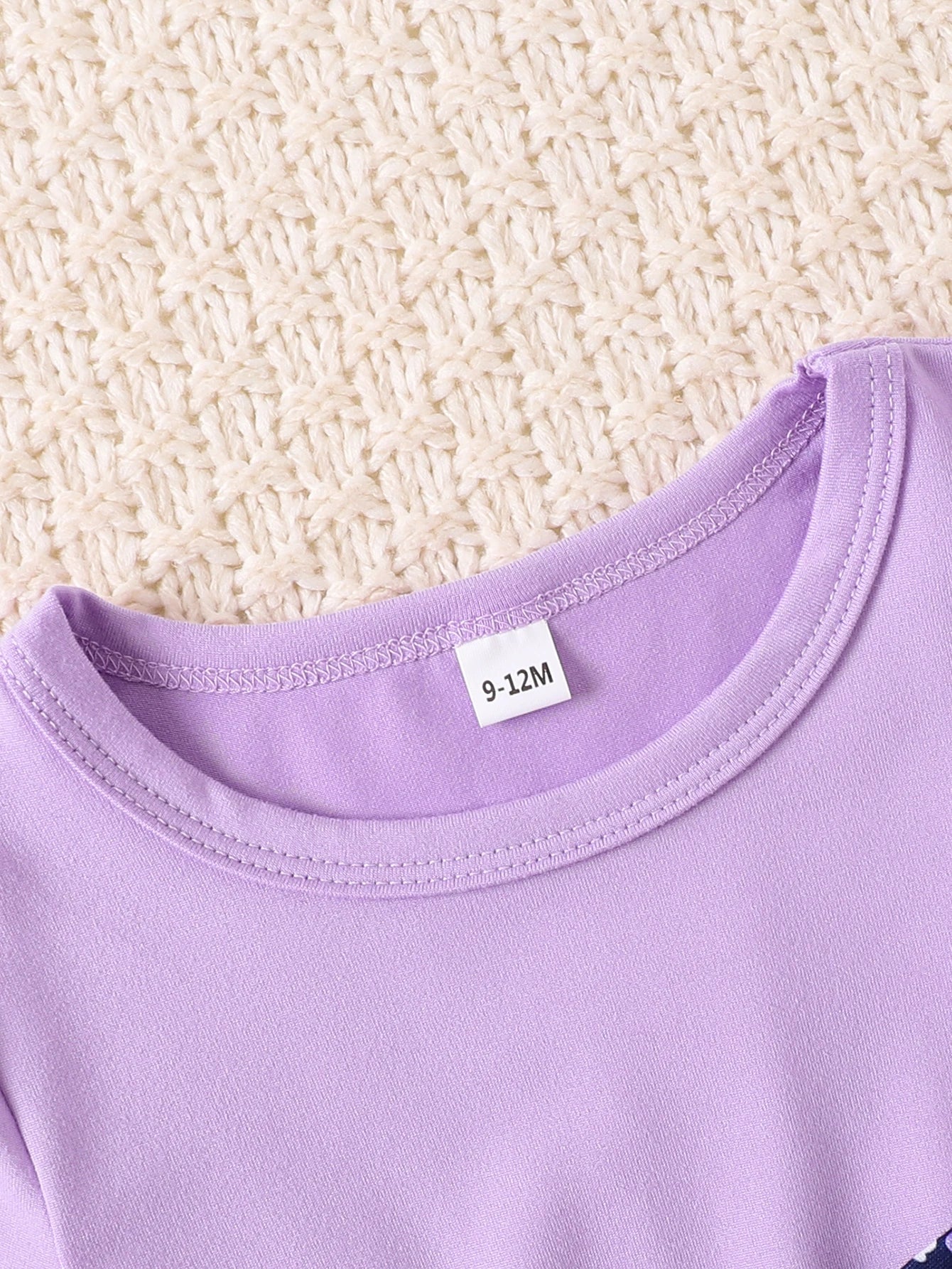 Ensemble bébé fleuri manches évasées violet clair