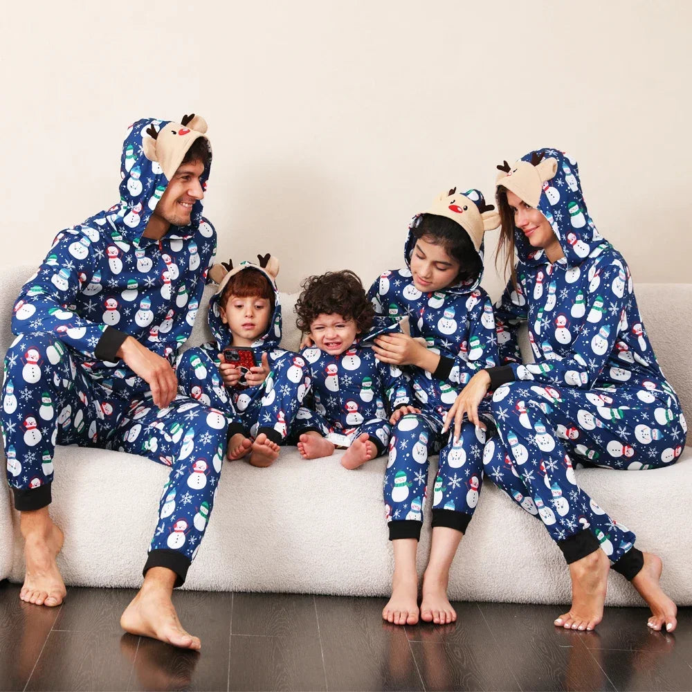 Pyjama Noël famille assorti avec capuche