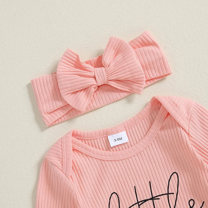 Combinaison bébé fille prématurée et nouveau-né